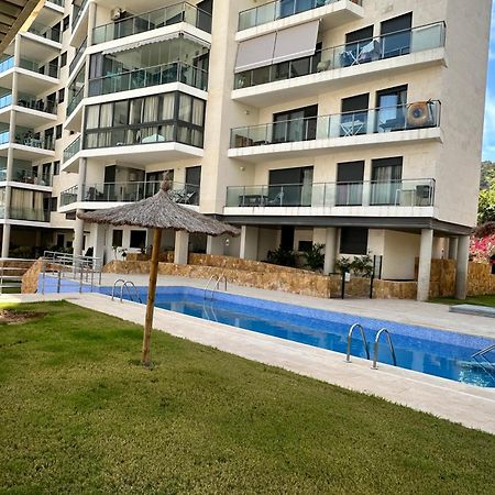 Luxurious, Newly-Renovated Large 2-Bedroom Condo By The Beach Benidorm Exteriör bild