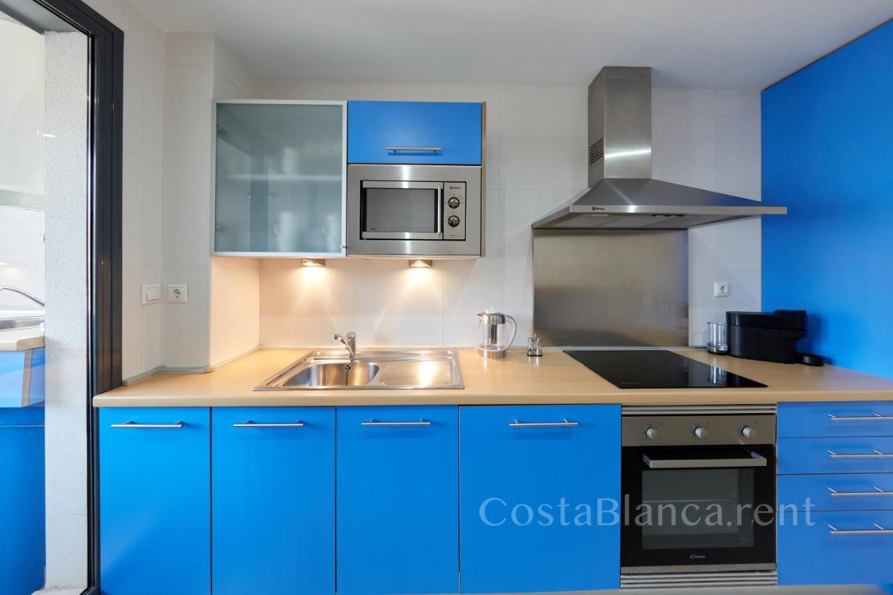Luxurious, Newly-Renovated Large 2-Bedroom Condo By The Beach Benidorm Exteriör bild