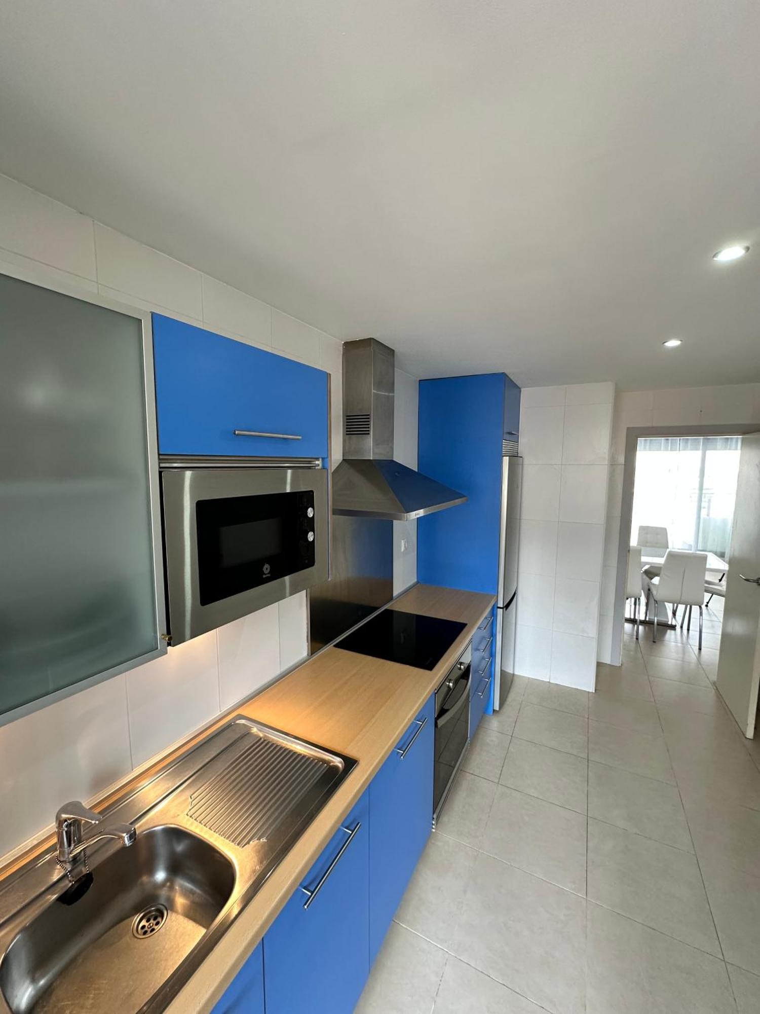 Luxurious, Newly-Renovated Large 2-Bedroom Condo By The Beach Benidorm Exteriör bild